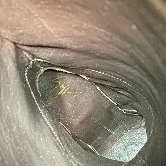 Giuseppe Zanotti Knee High Patent Leather Stiletto Boots with Contrast Stitching - Picture 10 of 10